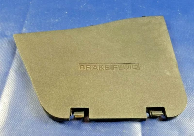 Tapa de líquido de frenos del lado del conductor izquierdo Infiniti Q50 2014-2023, 17-22 Q60 # 56995 Foto 1 de 4