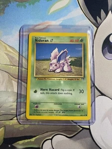Nidoran 83/110 - Legendäre Sammlung - Nicht-Holo-Pokémonkarte - Neuwertig - Bild 1 von 3