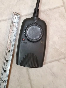 Photo Electric Outdoor Timer has 2,4,6,8, Hr Dusk/Dawn Settings 120 V One Outlet - Picture 1 of 14