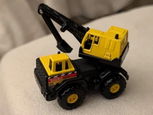 RUGGED 1999 TONKA EXCAVATOR W PIVOTING BASE & PERFECT PAINT 1:64 SCALE BY MAISTO - Bild 1 von 17