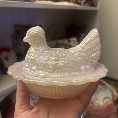 Mosser Glass EE. UU. Gallina en Nido CORONA CARNAVAL TOSCANO Precioso Iridiscente NUEVO 6.5" Foto 1 de 4