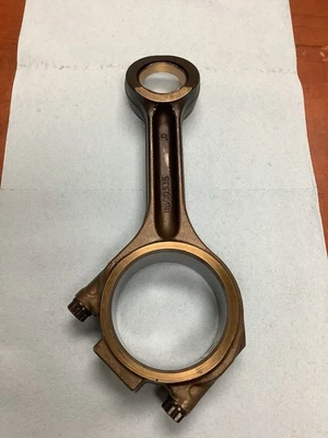 John Deere 6.8 连接杆 活塞 气缸杆 R500335 — 第 1/4 张图片