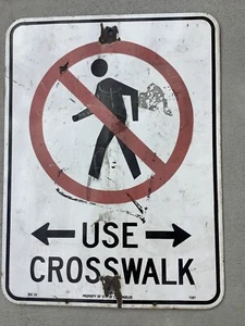 VINTAGE - USE CROSSWALK SIGN - CITY OF LOS ANGELES - CALIFORNIA - PORCELAIN - Picture 1 of 4