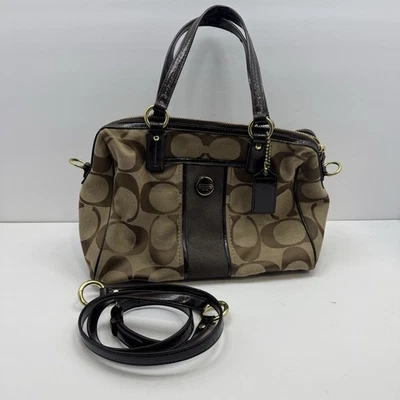 Auténtico bolso tipo cartera COACH Signature F24364 caqui Foto 1 de 4