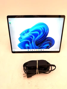Microsoft Surface Pro 9 13" 128 GB SSD 8 GB RAM i5-1235U Windows 11 Home - Imagen 1 de 10