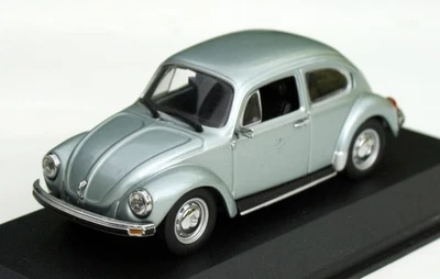 VW Käfer 1303 Bj. 1972-1975, Blu-Argento, Minichamps-Modell Im M.1 - Immagine 1 di 4