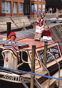 D062699 Trachtenkleid. Trachten schmales Bootskleid bei Gloucester Waterways - Bild 1 von 4