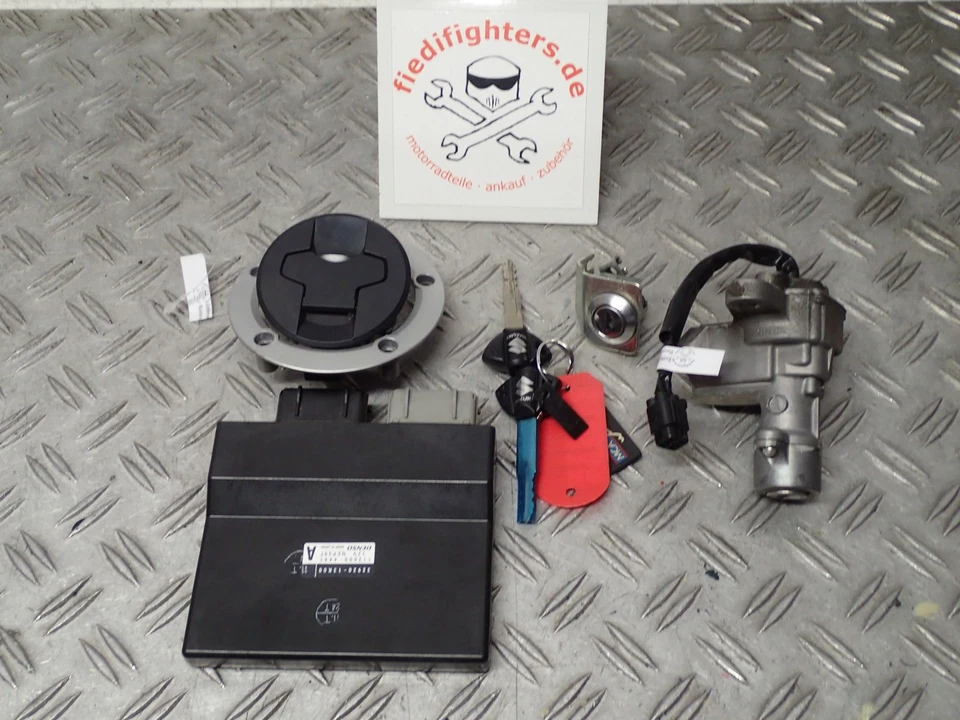 Schlosssatz keys Lockset Schloßsatz CDI Suzuki GSX-S 750 EZ.17 WC50 14371km - Bild 1 von 4