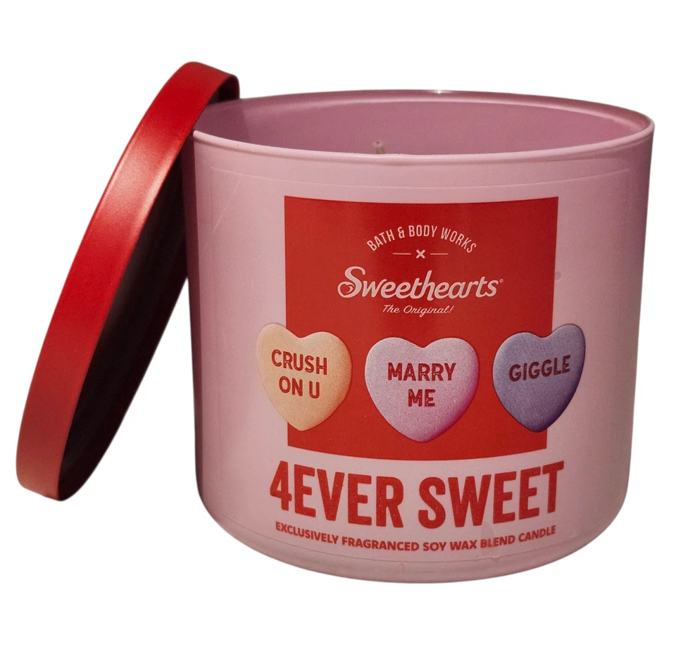 NUEVO Bath & Body Works 4Ever Sweet vela de 3 mechas 25-45 horas de combustión, 14,5 oz Foto 1 de 1
