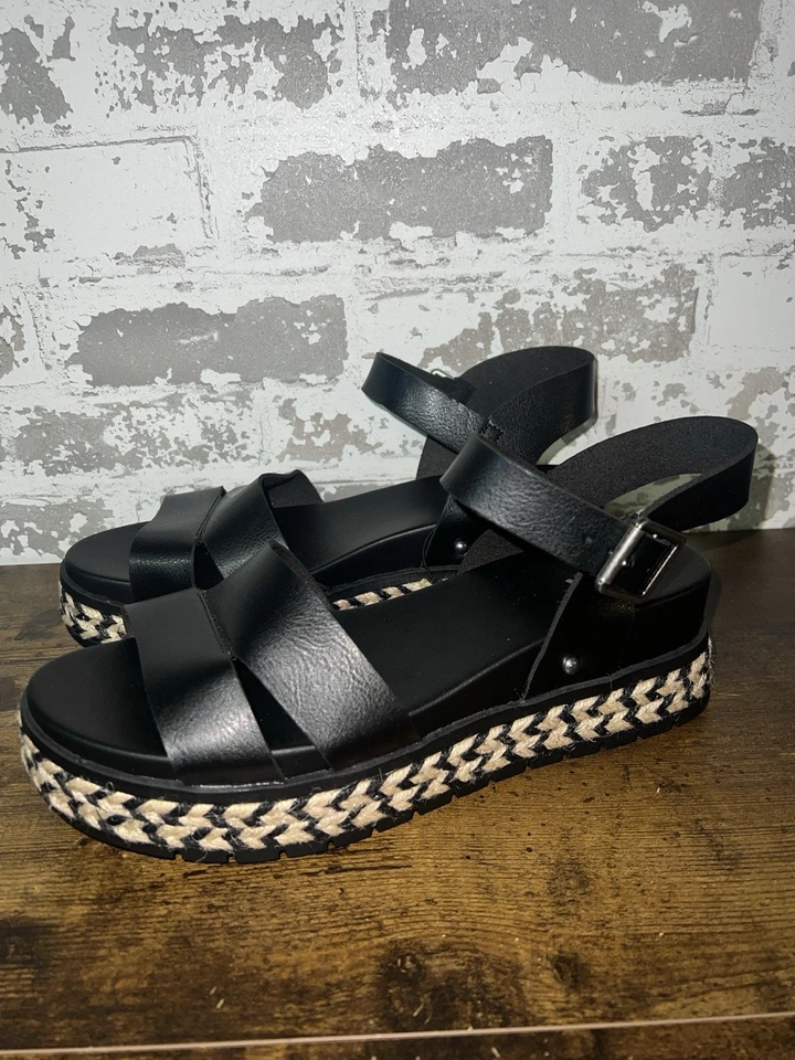 ¡NUEVO CON ETIQUETAS! Zapatos de cuña MIA Lydia talla 9,5 negros - hermosos viajes de vacaciones Foto 1 de 4