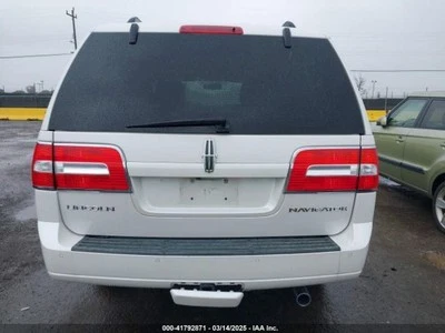 FRONT AC EVAPORATOR HOUSI 2012 LINCOLN NAVIGATOR Foto 1 de 4