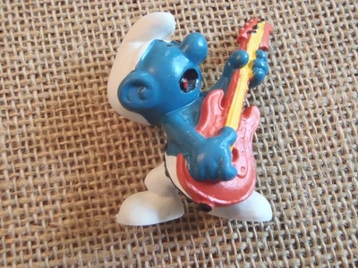 Figura Pitufo PVC Figura Vintage Años 80 Guitarra Rocker Estatuilla Foto 1 de 4