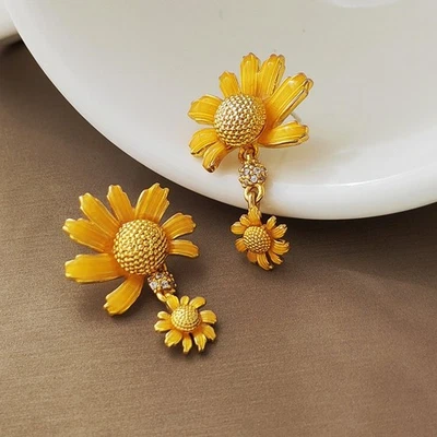 Nueva Llegada Elegante Girasol Pendientes Para Mujer Moda Joyería Regalo Para Ella Foto 1 de 4
