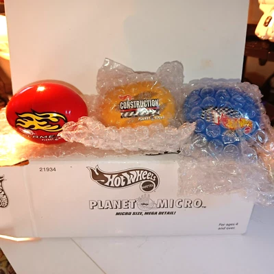HOT WHEELS PLANET MICRO F130941 1998 - Image 1 of 4