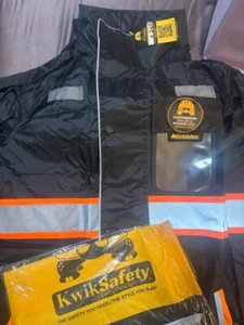 Women’s High Visibility Rain Coat Jacket -- Black, Small -- New - Picture 1 of 1