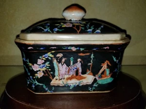 Antique Noir Black Famille Rose Porcelain Vase - box with cover - Picture 1 of 8