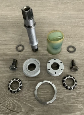 CAMPAGNOLO RECORD BOTTOM BRACKET 70-113 MM ITALIAN THREADING - Image 1 of 4