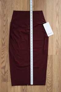Gonna LULULEMON 6 Nulu slim fit vita alta rosso granato LW8AJIS GARN midi - Foto 1 di 8