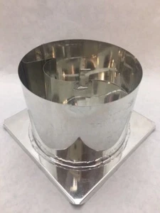 5 1/2" x 4" YIN YANG PILLAR METAL CANDLE MOLD NEW - Picture 1 of 3