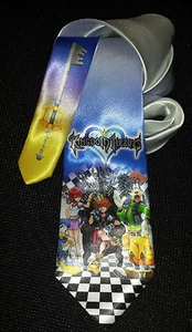 L@@K! Kingdom Hearts Necktie - Sora, Kairi, Riku, Goofy, Donald Duck, Keyblade - Picture 1 of 1