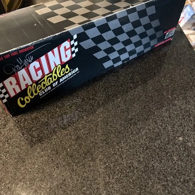 Don Garlits Kendall 1992 Top Fuel Dragster escala 1:24 1 de 15.000 acción firmada Foto 1 de 4