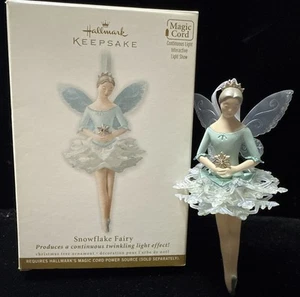 Hallmark Ornament Snowflake Fairy Twinkling Light Effect Christmas Ornament - Picture 1 of 4