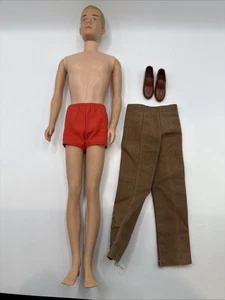 Vintage 60er Jahre Ken Puppe mit Kleidung und Schuhen Top Zustand blonde blaue Augen - Bild 1 von 11