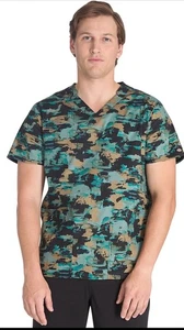 NWT Extreme Camo Breeze Dickies Scrubs EDS Mens V Neck Top SMALL DK668 EXCB - Picture 1 of 7