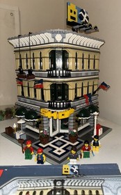 Lego Creator: Grand Emporium (10211) With 2182 Pieces Copy Set *See Description*