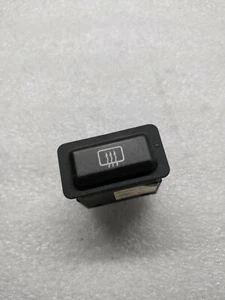BMW E30 REAR WINDOW DEMISTER HEATING SWITCH 3 series 1380320 DEFOGER - Picture 1 of 3