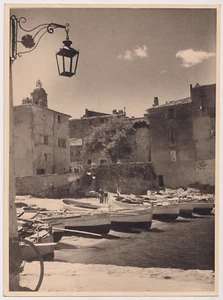23,5x17,5 - SAINT-TROPEZ Le Port de la Ponche en 1950 - Vintage argentic print - Imagen 1 de 2