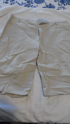 DAISY FUENTES SIZE 8 SHORTS FREE SHIPPING! - Image 1 of 3