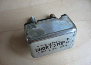 Bussmann Circuit Breaker 12V 25A 25Amps Shortstop Short Stop II #M147KD - Picture 1 of 5