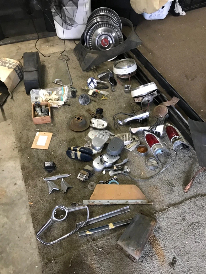 Studebaker Hawk GT 1962 1963 Gran Turismo emblema escritura moldura de puerta color plateado Foto 1 de 1