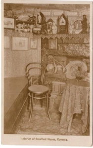 CAERNARVONSHIRE - CONWAY, INTERIOR OF SMALLEST HOUSE, EARLY REAL PHOTO - Picture 1 of 2