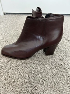 复古 Nine West 勃艮第皮革短靴 - 9 码 — 第 1/4 张图片