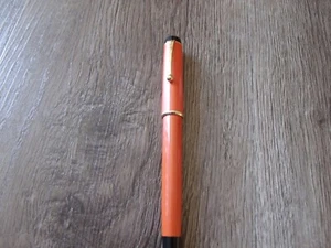 BOLÍGRAFO PARKER NARANJA VINTAGE 5 1/2 PULGADAS DE LARGO - Imagen 1 de 3