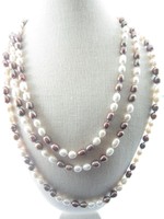 collana molto lunga di perle scaramazze in 2 colori  annodate lunga chiusa 82 cm