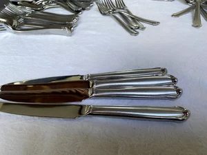MIKASA GERALD PATRICK STAINLESS 18/8 KOREA "CLASSICO SATIN" (4) DINNER KNIVES - Picture 1 of 4