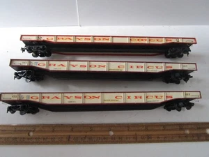 Lote De Colección De 3 Madera Construidos HO 1/87 Escala Circo Plano Transporte Coche Tren Diseño - Imagen 1 de 8