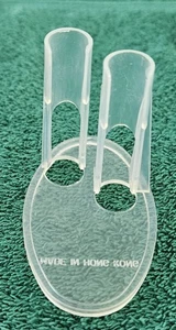 Muñeca Barbie de plástico transparente de colección X OVAL con orificios para piernas HONG KONG - Imagen 1 de 7