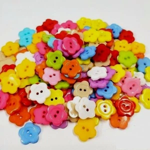 Pkg of 20 SMALL FLOWER Plastic Buttons 3/8" (10mm) Craft Scrapbook (2102) - Picture 1 of 3