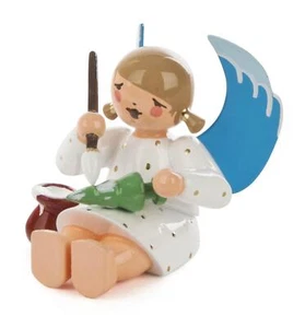 Ángel Blanco Con Árbol, Sentado H: 4,5cm NUEVO Ángel De Madera Figura Navideña - Imagen 1 de 1