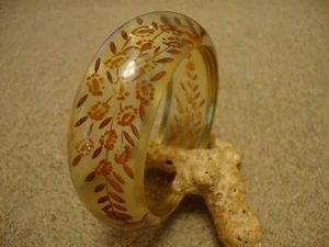 Vintage 1" Refurbished Reverse Carved Bakelite Bracelet! Lovely Floral Carvings! - Picture 1 of 10
