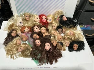 Barbie Puppe Kopf Konvolut 26 Teile Mattel, Disney, männlich Ken wie abgebildet Reroot Repaint Ooak - Bild 1 von 8