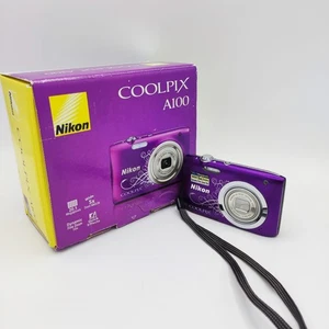 Nikon COOLPIX A100 Viola – Fotocamera Digitale Compatta 20.1MP COMPLETA - Foto 1 di 8