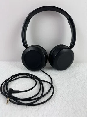 JVC Powerful Sound Wire Headphones Built-In Remote & Mic HA-S31M  - Image 1 of 4