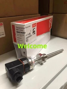 New Danfoss MBT 3560 084Z4044 temperature sensor Fast Shipping via FedEx or DHL - Picture 1 of 2