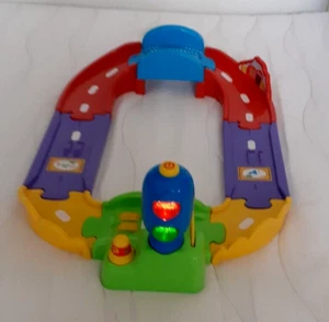 tut tut baby flitzer set von VTech Rundkurs mit Brücke und Ampel - Bild 1 von 6