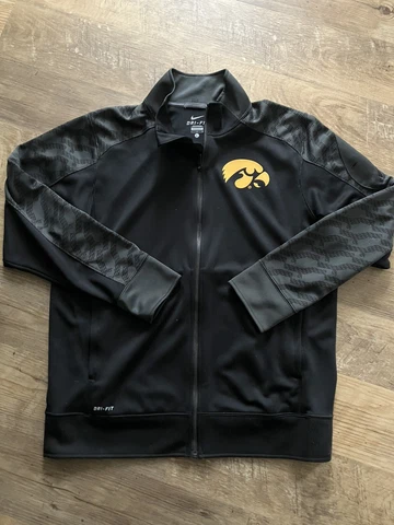 Nike Dri Fit Iowa Hawkeyes Football Golf Basketball Full Zip Men’s Large jacket Cover